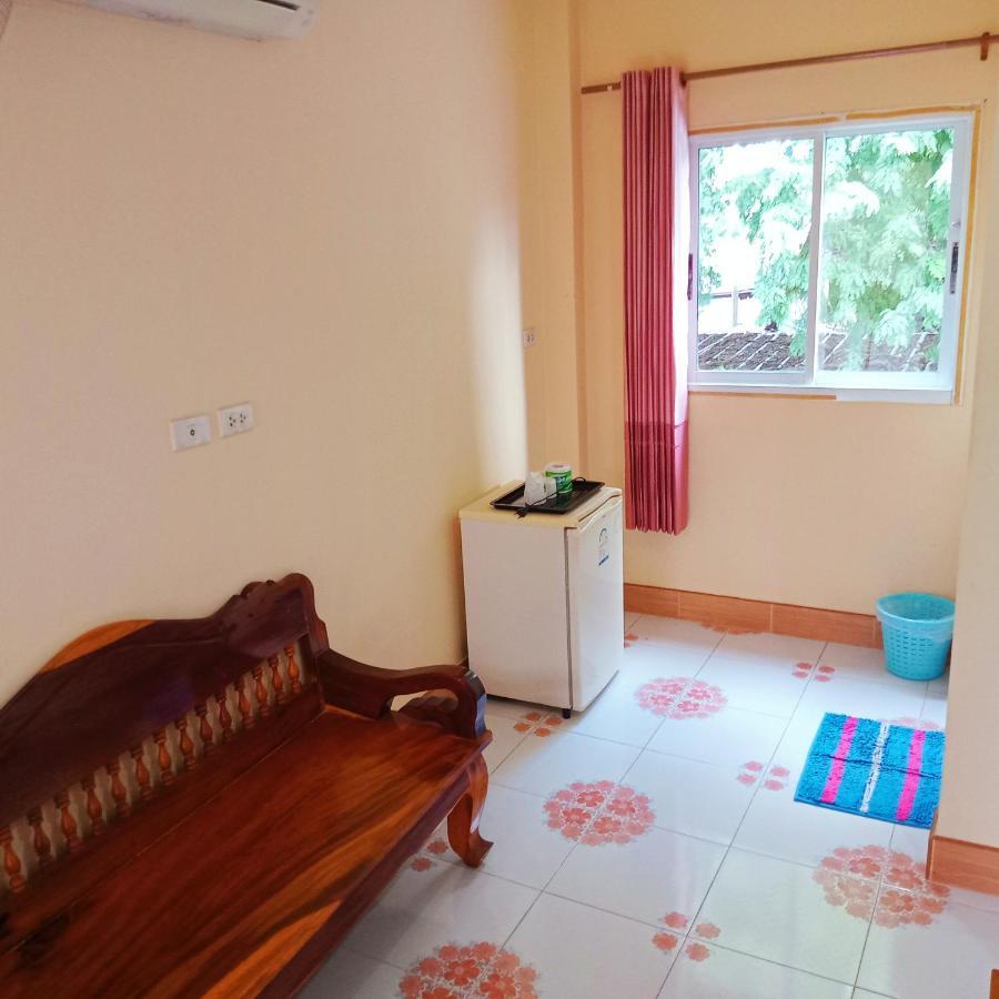 Ostello Lanta Orange House Ko Lanta Esterno foto