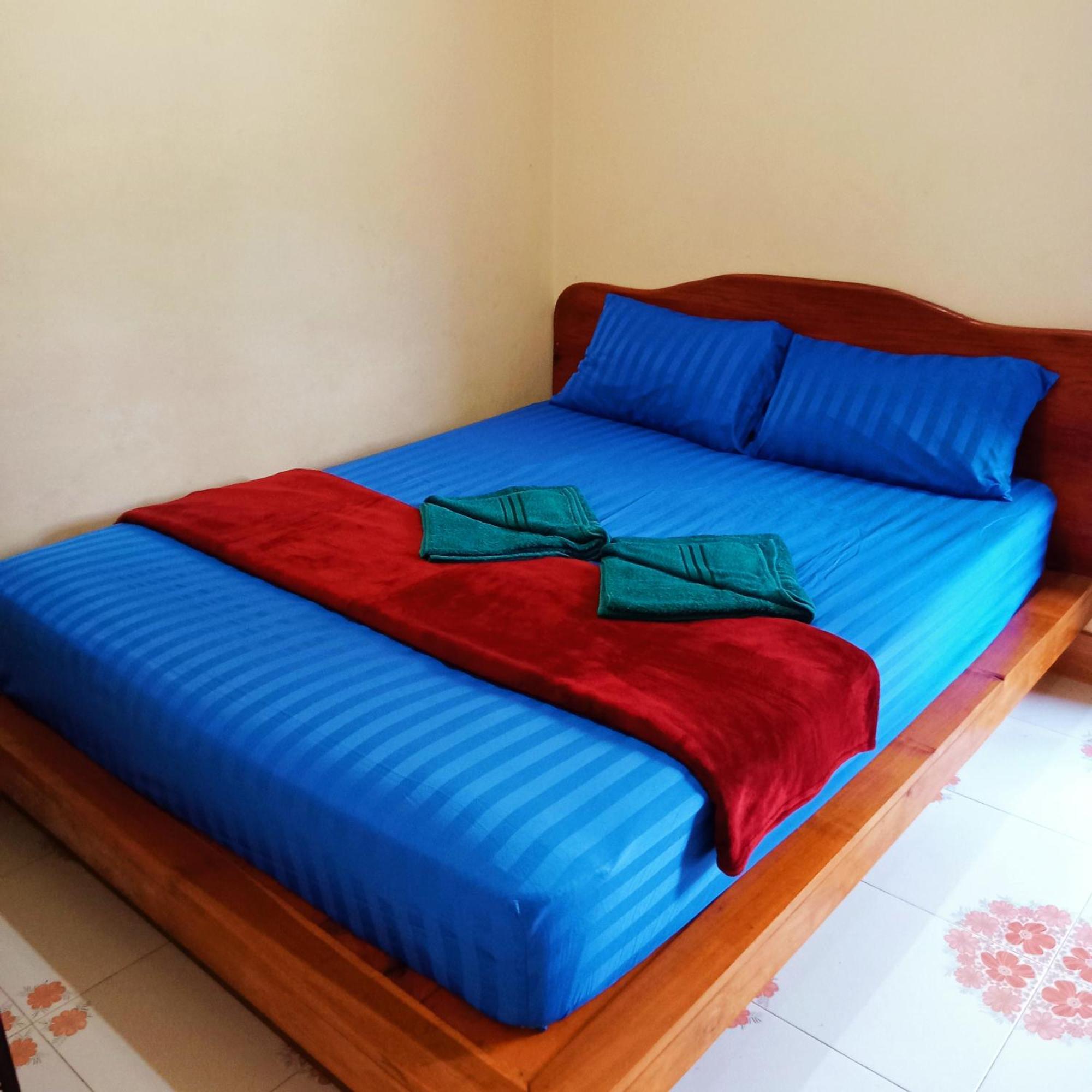 Ostello Lanta Orange House Ko Lanta Esterno foto